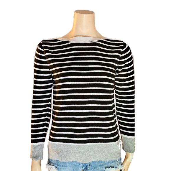 3/$30 Jessica Black & White Striped Sweater Size M - Picture 1 of 14